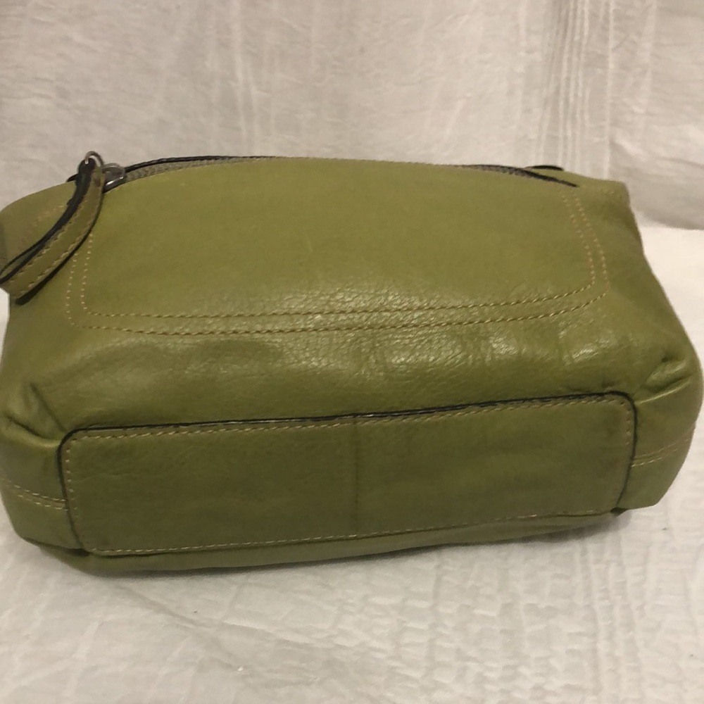 **MINT** Fossil Olive Green Leather Shoulder Bag - Picture 8 of 12